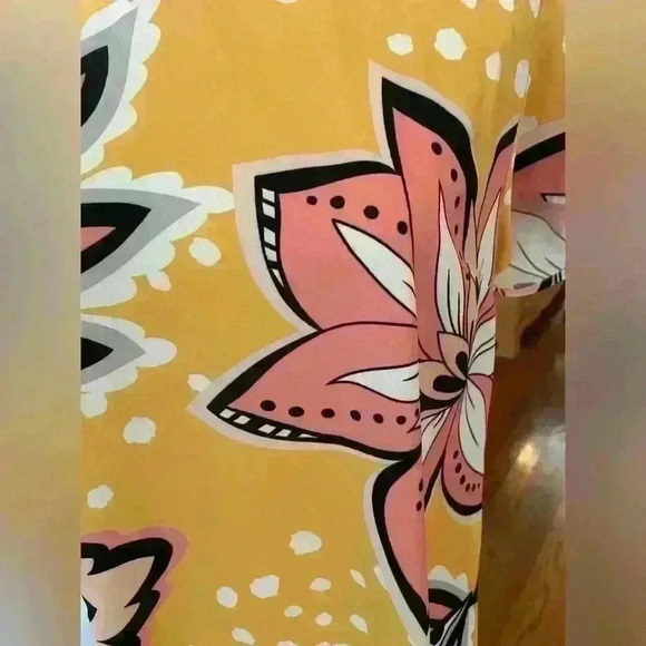 MINKPINK Dress Size Small Pretty Gold and pink - Picture 3 of 6